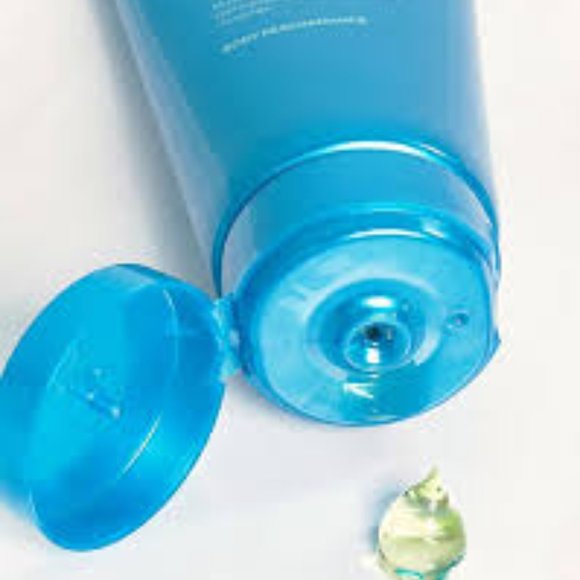 Brand New Luxury Elemis from London Muscle Relieving Gel Perfect for soreness - Picture 3 of 11